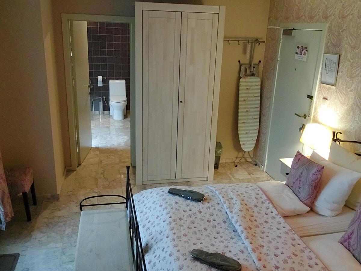 Hotel Golden Dragon Дессел Экстерьер фото